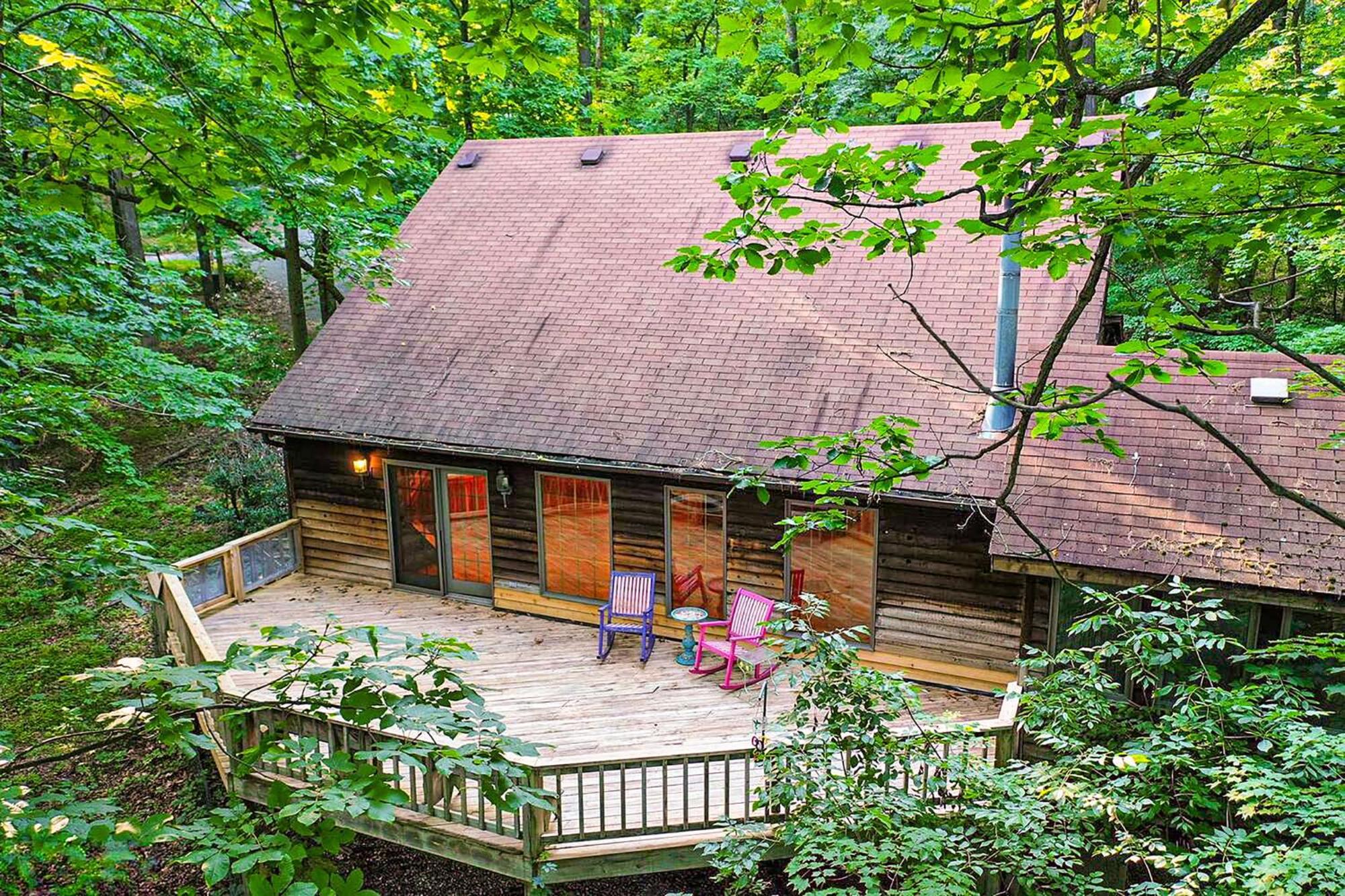 Huge Cabin W Hot Tub, Deck, Grill, Fire Pit, Wifi Беркли-Спрингс Экстерьер фото